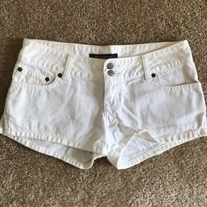 Abercrombie & Fitch- shorts (women)